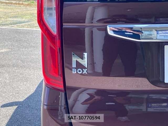 Honda N BOX 2021-08 8367406-16