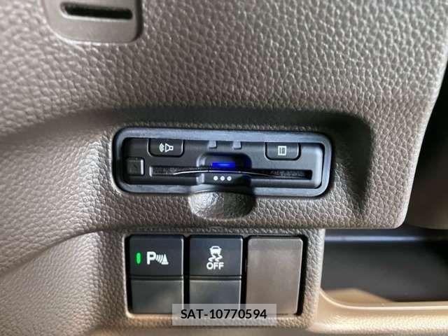 Honda N BOX 2021-08 8367406-3