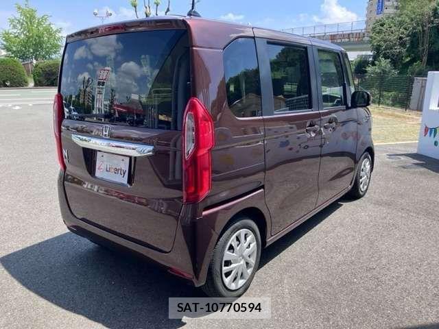 Honda N BOX 2021-08 8367406-7