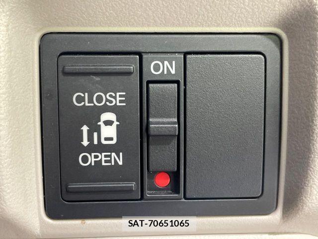 Honda N BOX 2024-09 8367321-1