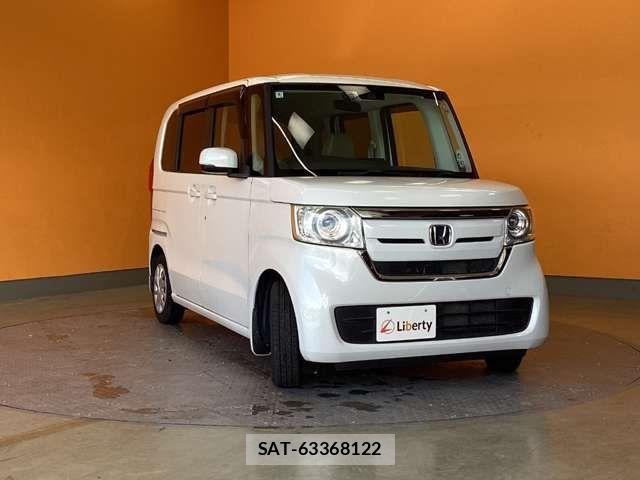 Honda N BOX 2020-04 8367385-10