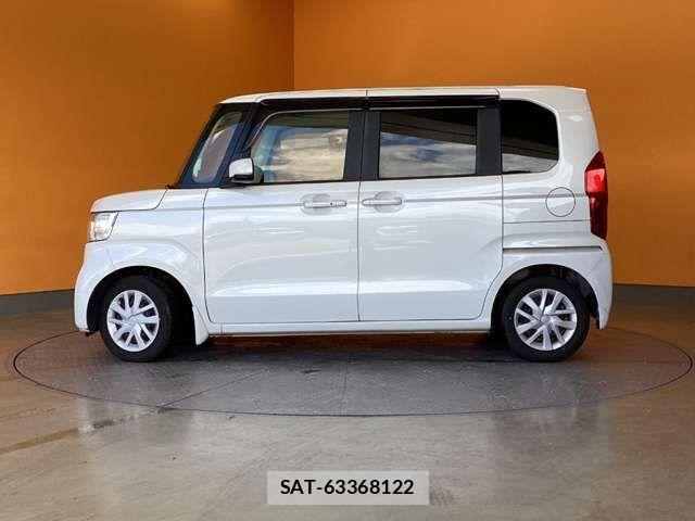 Honda N BOX 2020-04 8367385-2