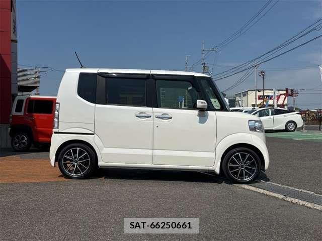 Honda N BOX 2017-06 8367412-10