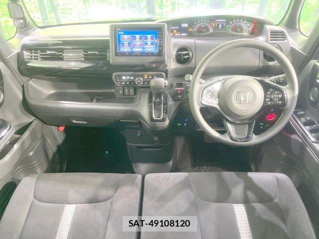 Honda N BOX 2022-04 8367315-1