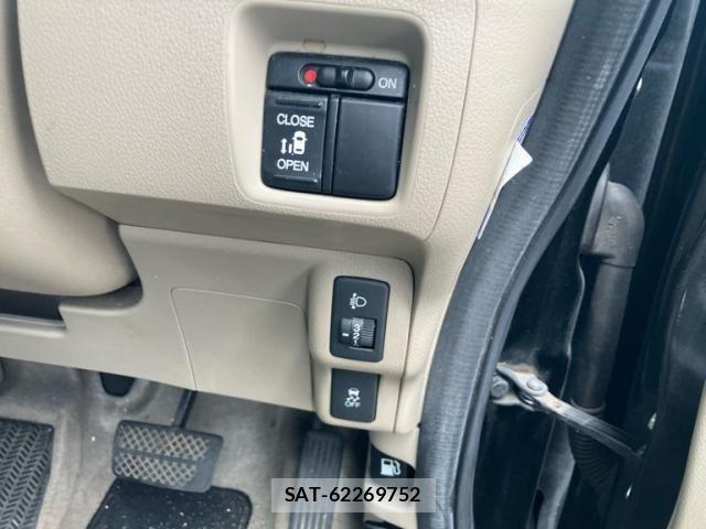 Honda N BOX 2012-05 8367473-12