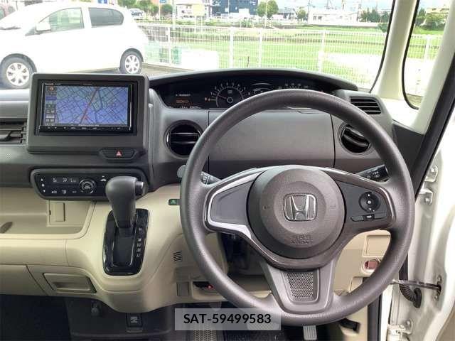 Honda N BOX 2019-10 8367411-1