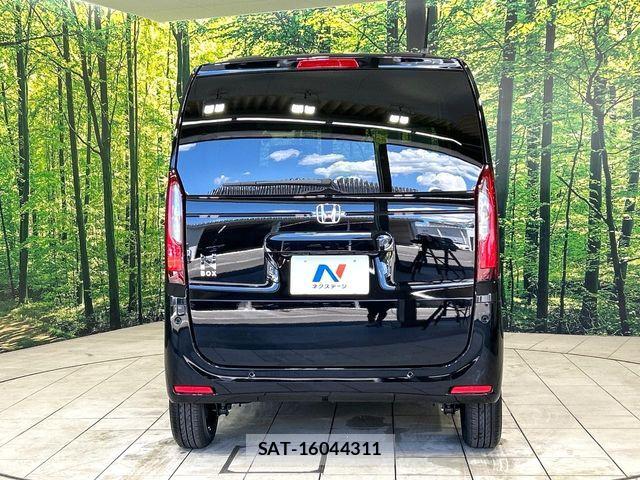 Honda N BOX 2026-05 8367319-13