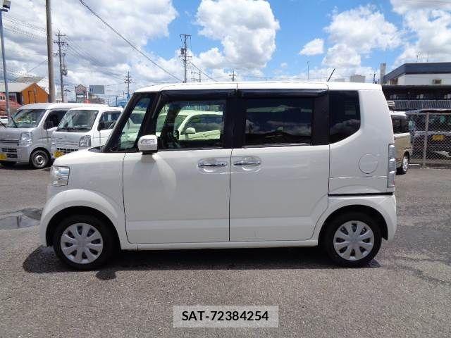 Honda N BOX 2016-06 8367458-18