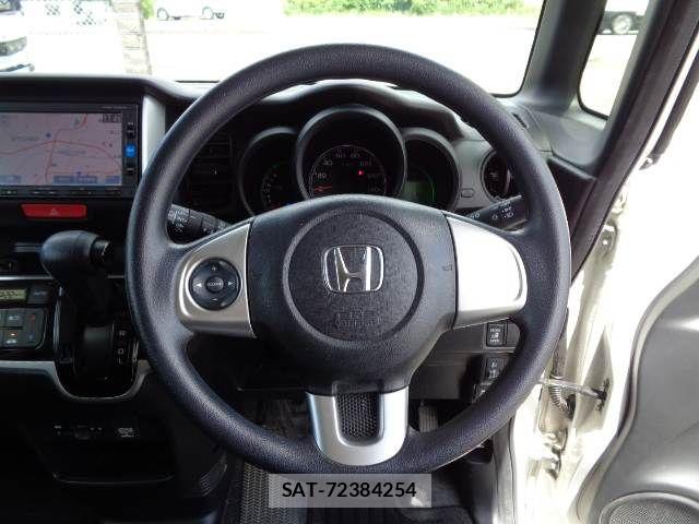 Honda N BOX 2016-06 8367458-3