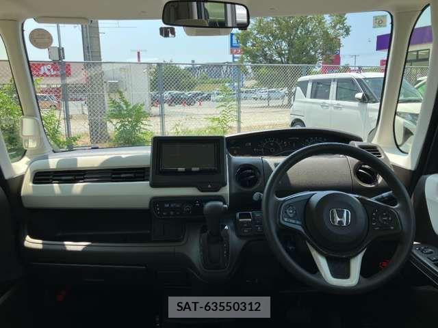 Honda N BOX 2022-09 8367370-1
