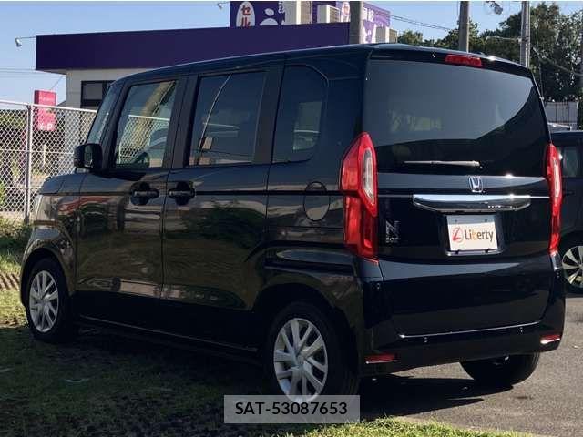 Honda N BOX 2023-05 8367345-11