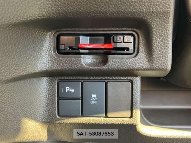 Honda N BOX 2023-05 8367345-2