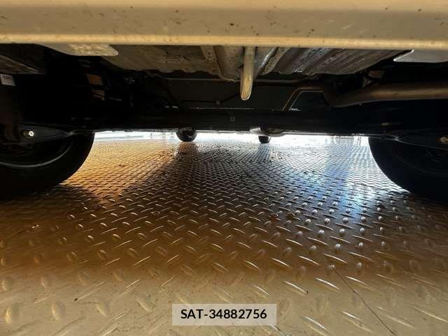 Honda N BOX 2024-07 8367336-16