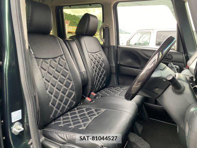 Honda N BOX 2017-06 8367455-10