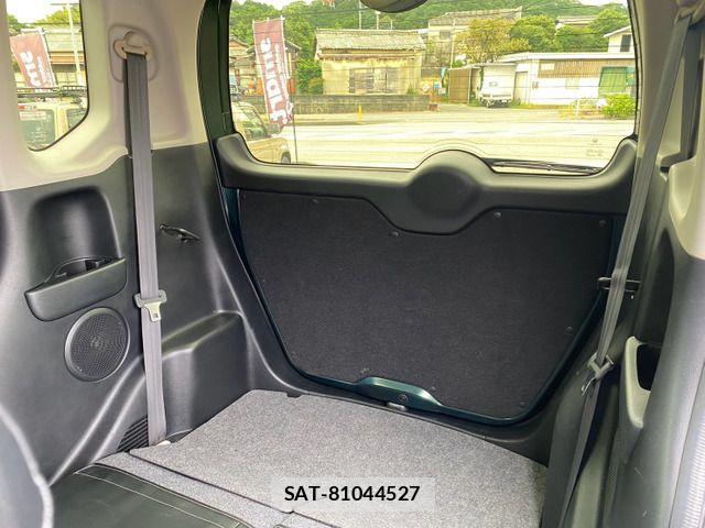 Honda N BOX 2017-06 8367455-18