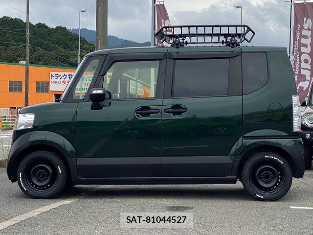 Honda N BOX 2017-06 8367455-8