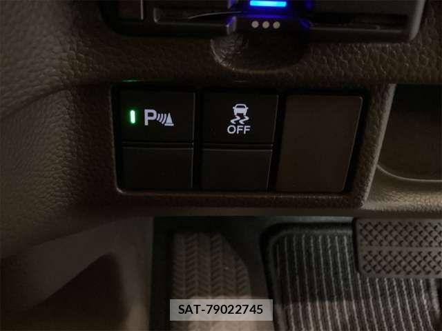 Honda N BOX 2021-06 8367351-9