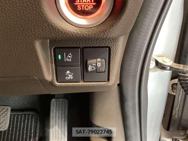 Honda N BOX 2021-06 8367351-12