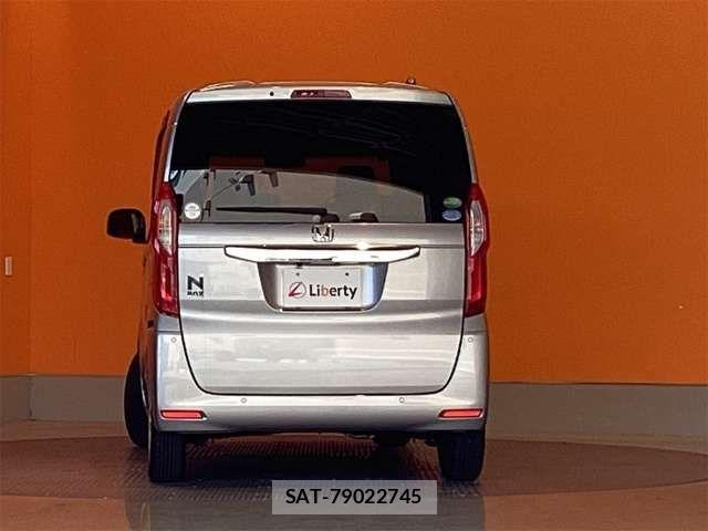 Honda N BOX 2021-06 8367351-17