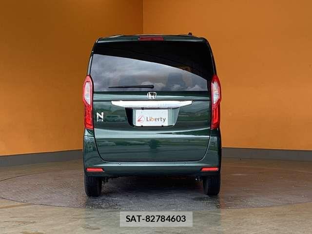 Honda N BOX 2021-11 8367384-9