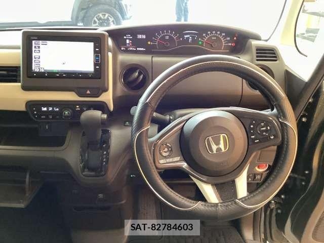 Honda N BOX 2021-11 8367384-1