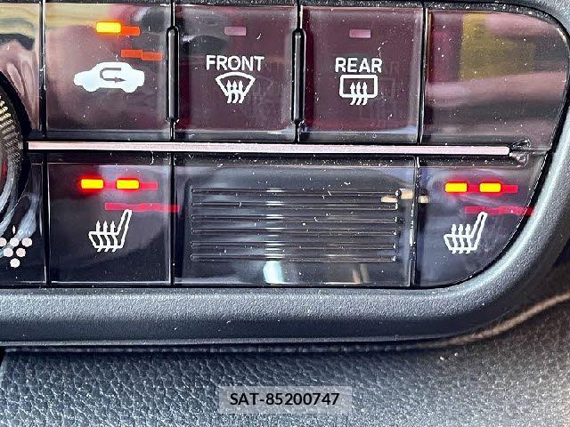Honda N BOX 2022-03 8367475-18