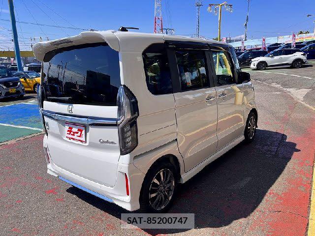 Honda N BOX 2022-03 8367475-2