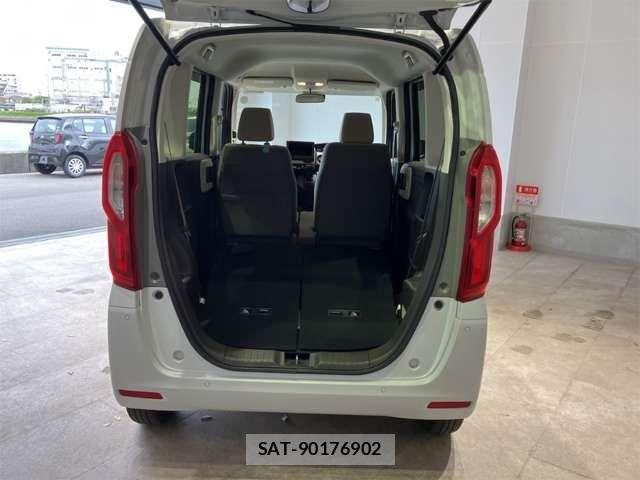 Honda N BOX 2022-12 8367396-16