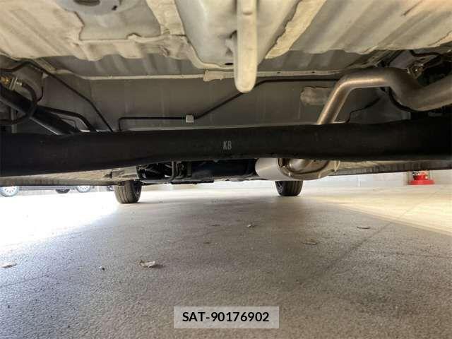 Honda N BOX 2022-12 8367396-19