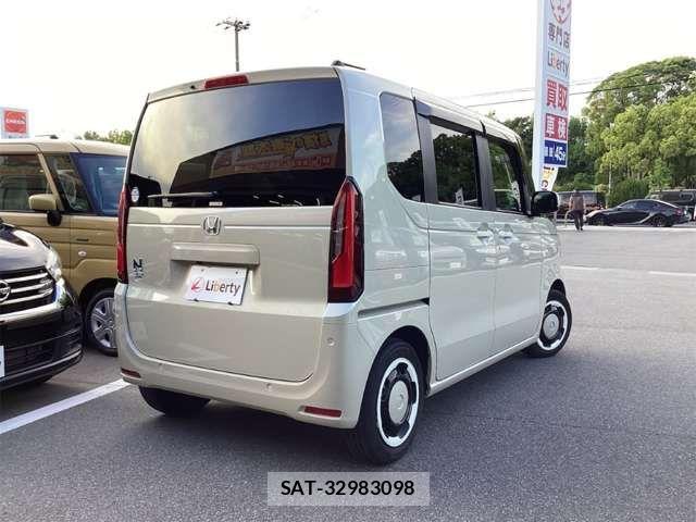 Honda N BOX 2023-12 8367328-10