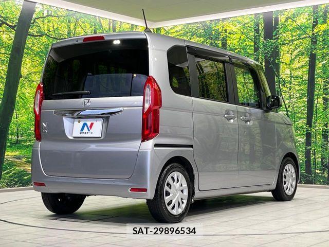 Honda N BOX 2021-11 8367436-16