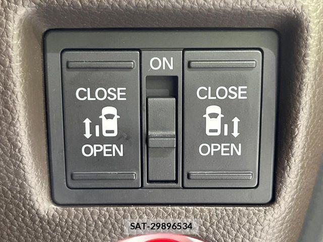 Honda N BOX 2021-11 8367436-2