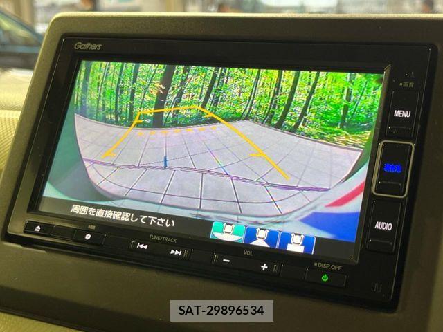 Honda N BOX 2021-11 8367436-4
