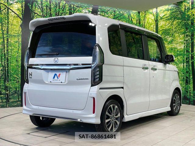 Honda N BOX 2021-09 8367338-16