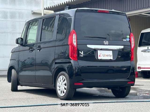 Honda N BOX 2020-08 8367405-11