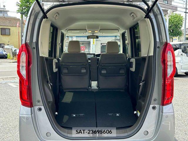 Honda N BOX 2022-03 8367383-23