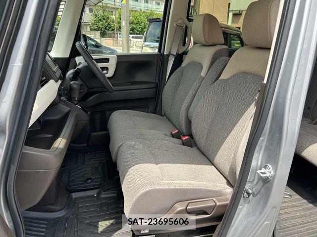 Honda N BOX 2022-03 8367383-25