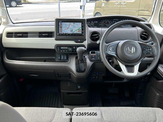Honda N BOX 2022-03 8367383-2
