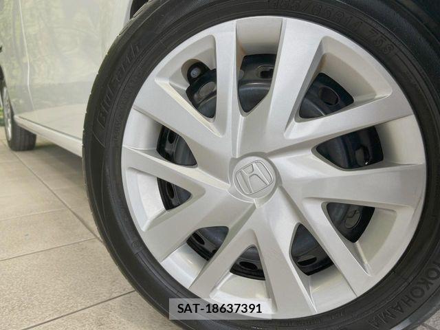 Honda N BOX 2023-08 8367390-12