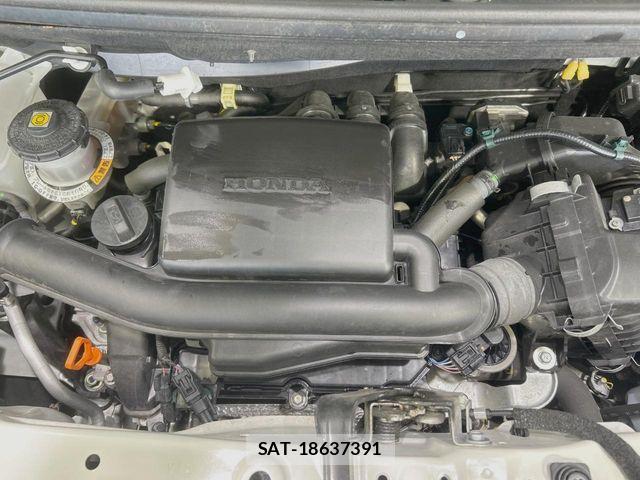 Honda N BOX 2023-08 8367390-17