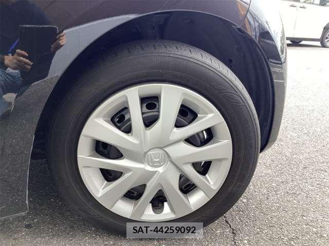 Honda N BOX 2023-01 8367353-17