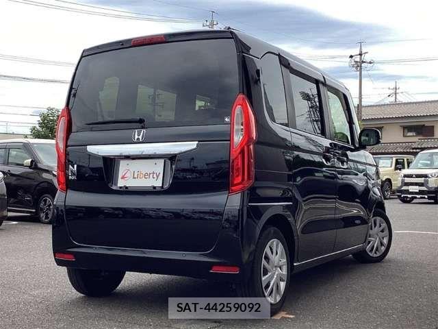 Honda N BOX 2023-01 8367353-4