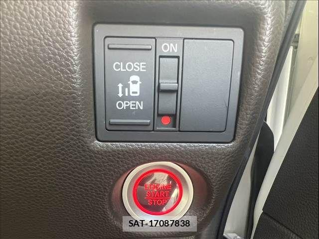 Honda N BOX 2022-09 8367408-28