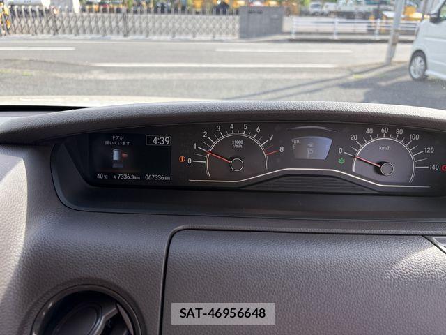 Honda N BOX 2019-08 8367425-12