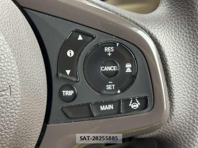 Honda N BOX 2018-11 8367394-12