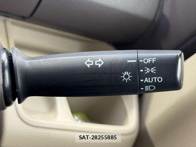 Honda N BOX 2018-11 8367394-13