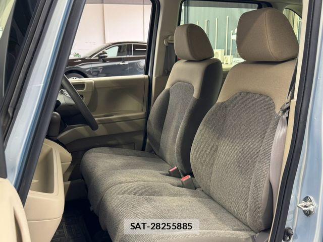 Honda N BOX 2018-11 8367394-17