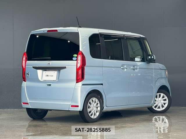 Honda N BOX 2018-11 8367394-1
