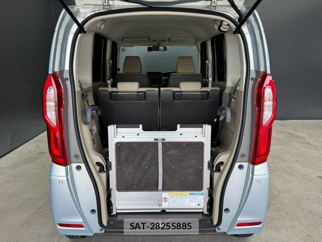 Honda N BOX 2018-11 8367394-20