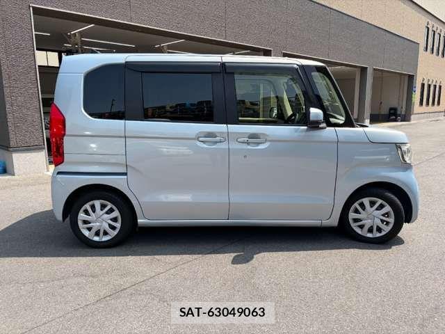 Honda N BOX 2019-07 8367386-5